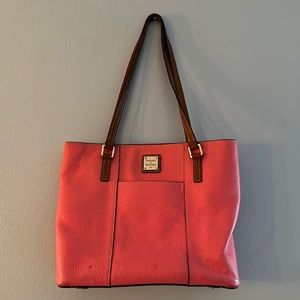 Pink Dooney Bourke shoulder bag